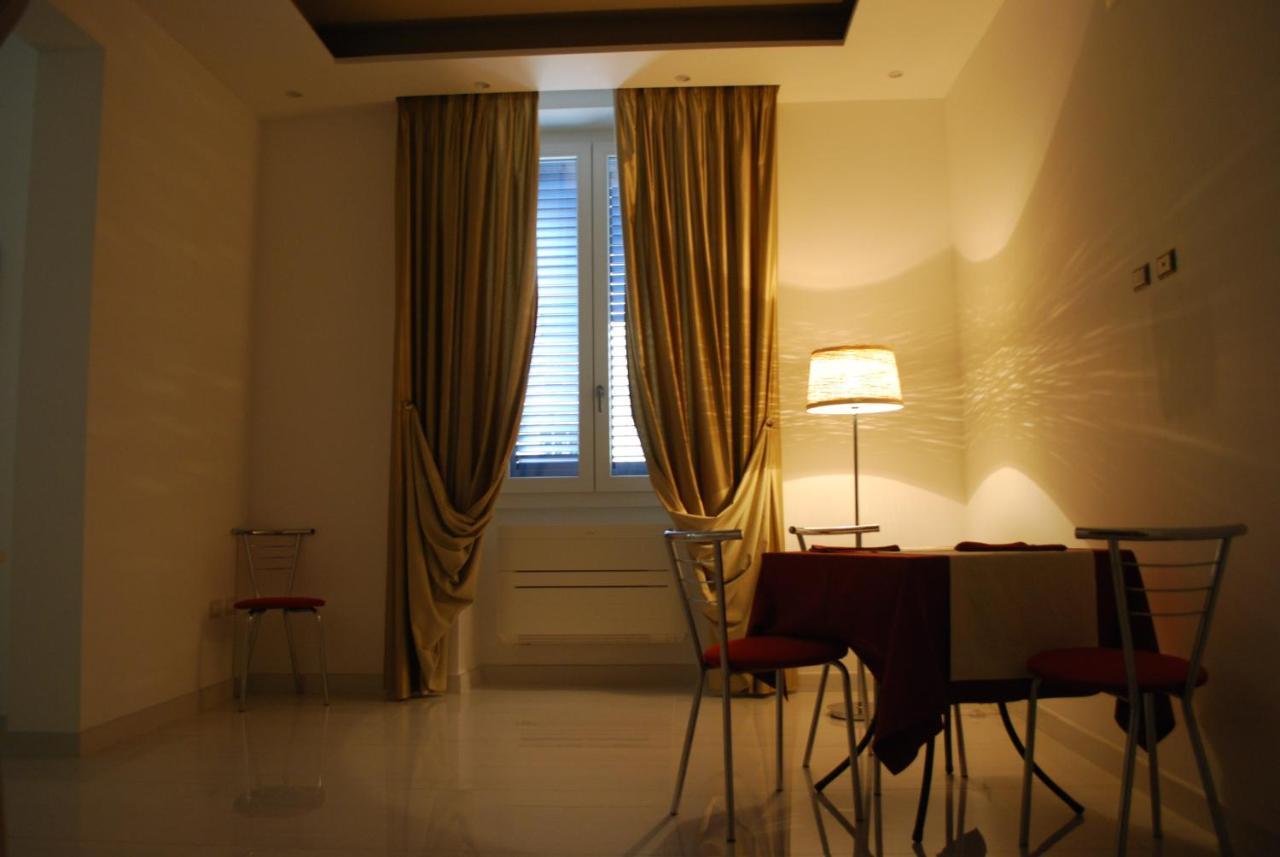 Madigans Rooms Bed&Breakfast Lecce Exterior photo